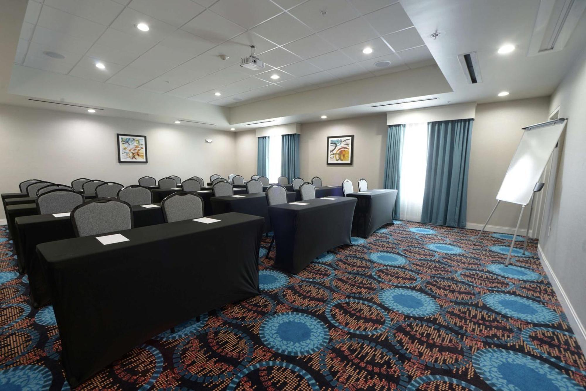 Hampton Inn & Suites Oklahoma City/Quail Springs Extérieur photo